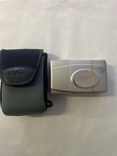Nikon Lite Touch Zoom 100W AF – 35mm Kompaktkamera mit Tasche Ungetestet