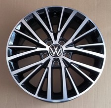 1x Original VW Touran  5TA
