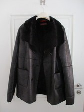 Neuwertige Kunstlederjacke