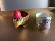 Ferrero Ü-Ei Kinder 2 Eierbecher  Hahn, Schaf Beige Braun