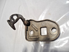 Original Mercedes-Benz  W123 Motorhaube Schloss Oberteil A 123 880 0160