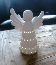LED Porzellan Engel 10,3 x 12,5 x 7 cm weiß neuwertig