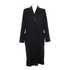 Tiger of Sweden, Mantel