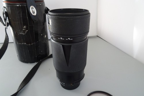 Nikon nikkor 200 mm - 80-200,
