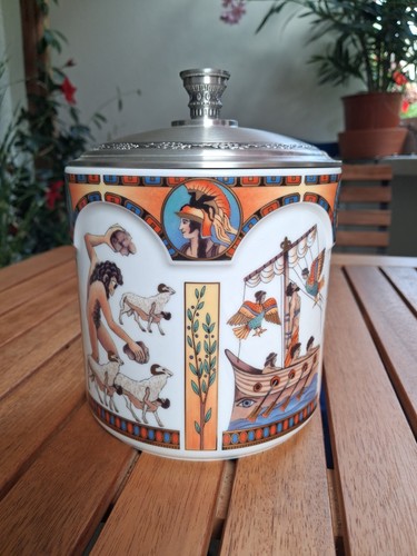 Porzellan dose mit zinndeckel - porzellan,