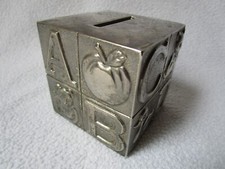 alte Metall-Spardose Würfel