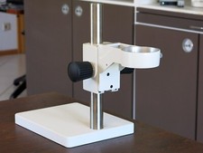 Mikroskop-Tischstativ –