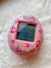 BANDAI Tamagotchi friends pinke Herzen Funktionsfähig