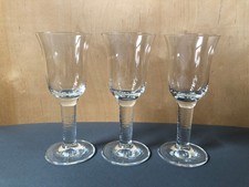 Set Wein-Gläser 3-teilig, hochstielige Kelchgläser, etwa 1990