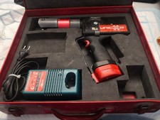 Unicor Pressmaschine Presse