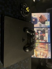 Sony PlayStation 4 mit