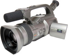 JVC GY-DV301E Professional 3CCD Mini DV, DV-In/Out Camcorder Ideal für Events