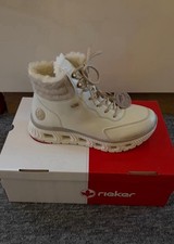 Winterstiefel, Schuhe von