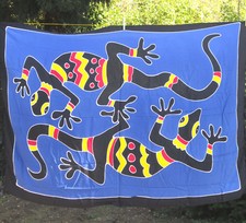SARONG Australia-Style blau/bunt Echse Gecko Cicak Sarung Pareo Wickeltuch Bali