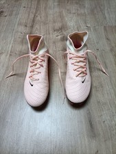 Fußballschuhe Nike Phantom-Luna Größe 40. Super Zustand.