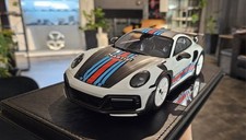 1:18 Porsche 911 GTstreet R