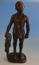 RS0220-271: Seltene Keramik Ausdrucksfigur Kind mit Fisch Fischer Gemarkt ER