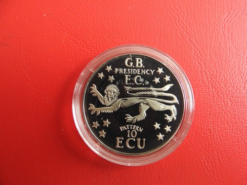 Ecu 1992 pp - ,