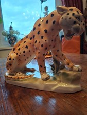 Porzellan Tierplastik um