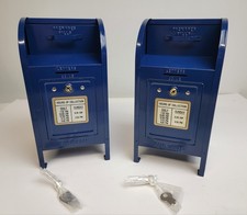 Lot Of 2 Vintage Blue Metal