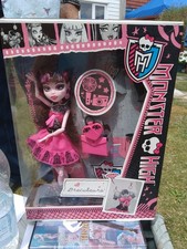 Mattel Monster High Draculaura Y8497-2012