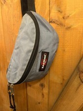 Eastpack Bauchtasche bzw