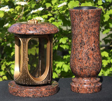 Grablaterne mit mittlerer Vase aus Granit Vanga Grablicht Grabschmuck SteinLampe