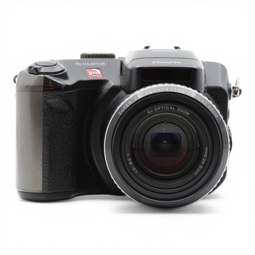 Fuji finepix s602 zoom - finepix,