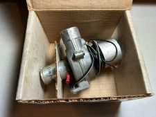 BRANDNEU Pinnacle 12 V DC