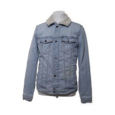 Hollister, Gefütterte