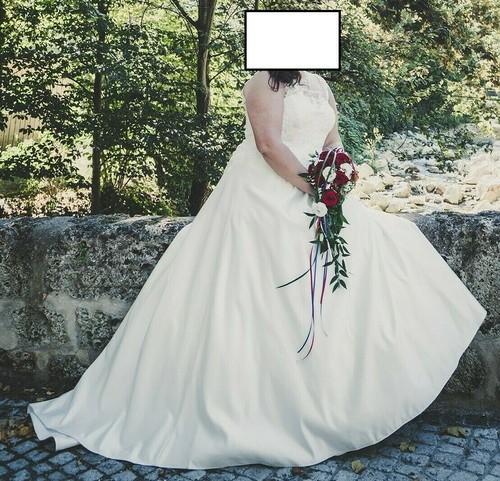 Brautkleid der farbe ivory - brautkleid, in