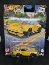 Hotwheels Boulevard no.82