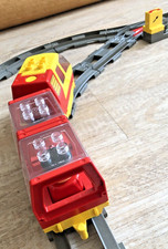 LEGO DUPLO 5642 / ELEKTRISCH☘️ LOK ( GELB ) WAGGON, 3 FIGUREN + SCHIENEN * Top *