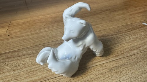 Bär sitzend von kpm - sitzend,