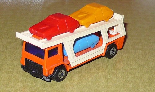 Matchbox superfast car - superfast, no