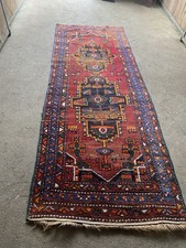 Hochwertiger Handgeknüfter