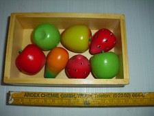 Holzspielzeug Obstkiste mit