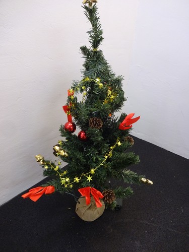 Künstlicher tannenbaum - künstlicher,