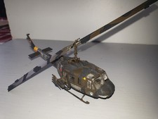 Roco Minitanks 1:87 Bw, Hubschrauber Bell UH-1D, fleckentarn, handbemalt