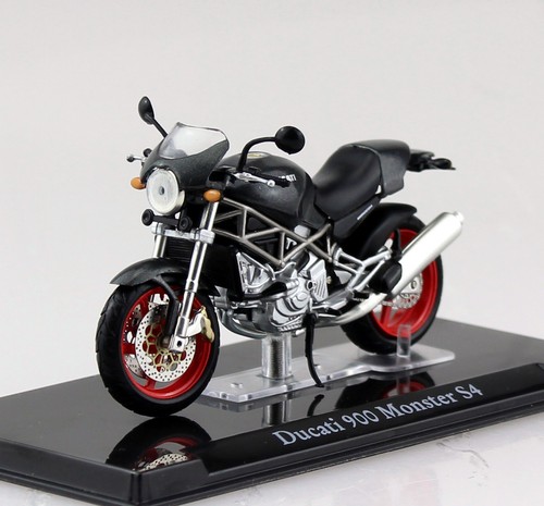 Ducati 900 monster - ducati,