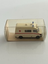 Wiking 27820 Mercedes Benz 207 D KTW Krankentransportwagen mit OVP HO 1:87