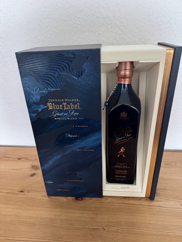 Johnnie walker blue - walker,