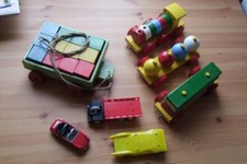 Altes Spielzeug querbeet -
