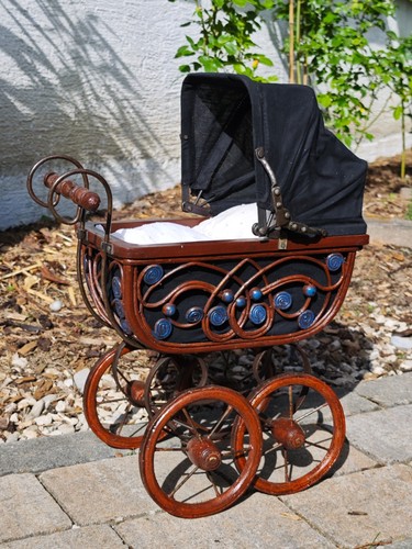 Nostalgischer puppenwagen deko - puppenwagen,