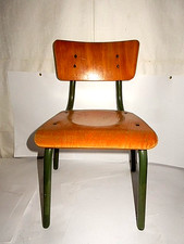 Alter Stuhl für Kleinkinder, Puppen und Teddys  ( Sehr gut erhalten )    DDR