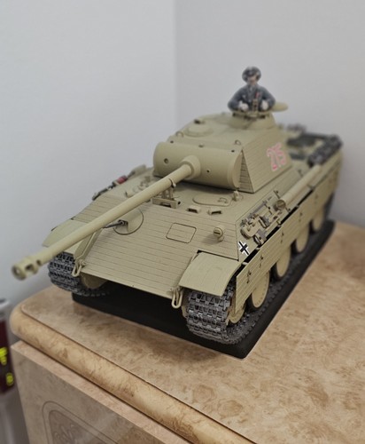 Hachette panzer panther - v,