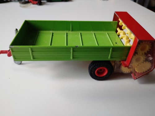 Siku 2701 dungstreuer - 2701,