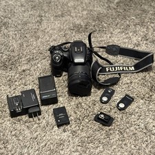 Fujifilm FinePix S200EXR