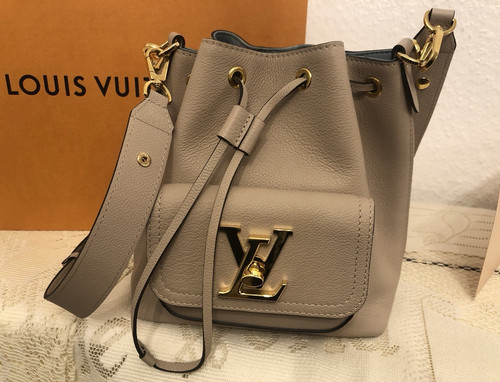 100 original louis vuitton - 100%,