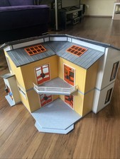 PLAYMOBIL City Life Modernes Wohnhaus (9266)